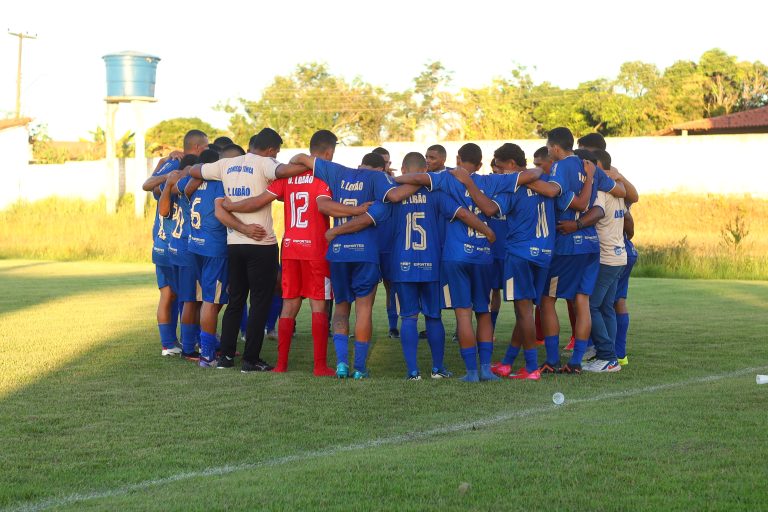 Seleção de Demerval Lobão vence Angical e garante vaga nas semifinais da Copa AMPAR