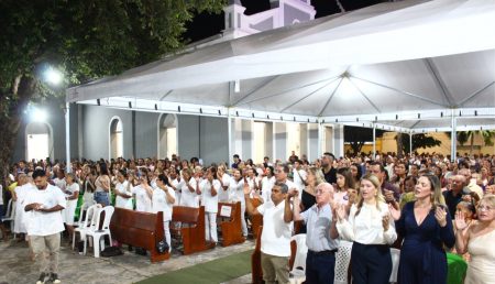 9ª noite dos festejos de Nossa Senhora do Perpétuo Socorro reúne fiéis em celebração marcada pela fé